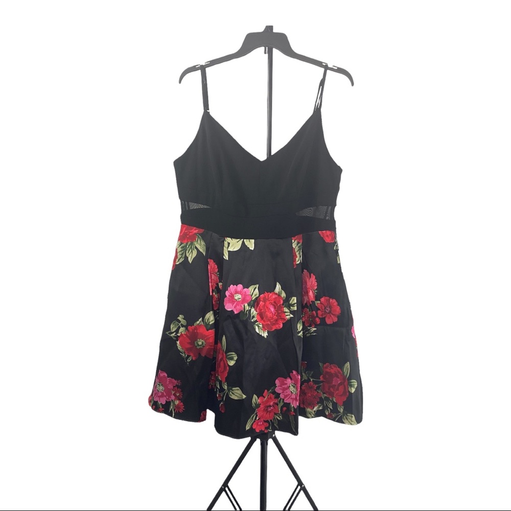 B.Darlin Women’s Black Pink Floral Print Knee Length Plus Size 22W